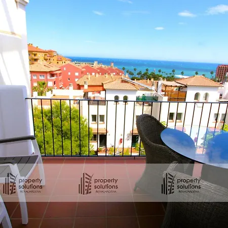 Lomas De Mena 20 - Atico Con Vistas Al Mar - Barbacoa Y Piscina- Parking Gratis -excelente Conexion Wifi Appartement Benalmádena